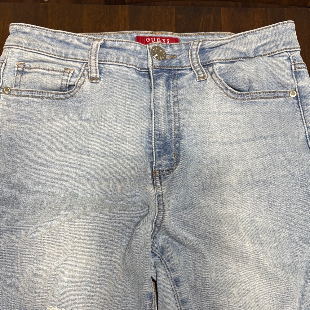 GUESS High Rise Light Blue Jeans - Picture 7 of 9
